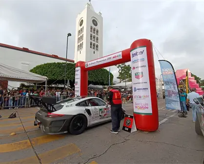 Inicia Carrera Panamericana en Chiapas; pilotos buscan ganar el rally más añejo de México