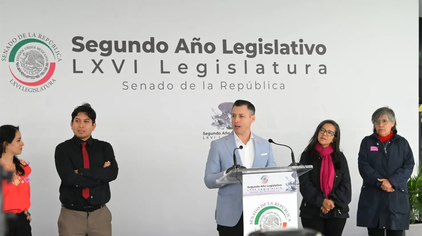 Luis Donaldo Colosio presenta reforma para la protección digital de niños, niñas y adolescentes. Foto: Senado de la República