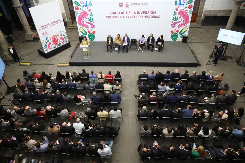 Clara Brugada en conferencia de prensa. Foto: Gobierno CDMX