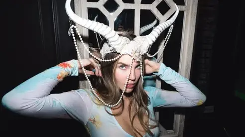 Belinda ya se prepara para celebrar Halloween