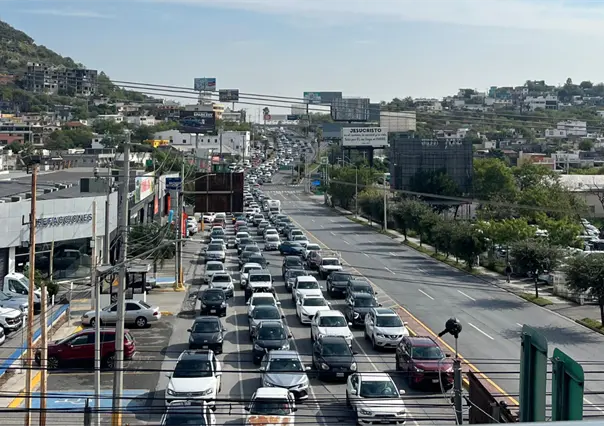 Educación y Movilidad trabajan en estrategia de horarios escalonados para escuelas de Nuevo León