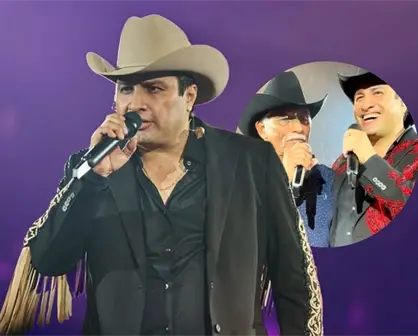 Julión Álvarez sorprende al compartir el escenario con su padre tras su arresto