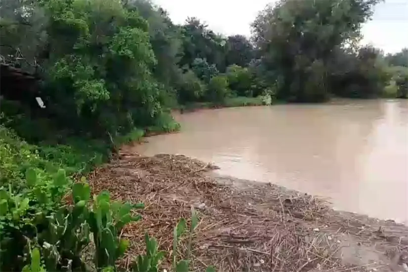 Crecida del río Purificación en el municipio de Güémez, Tamaulipas. Foto: Daniel Espinoza