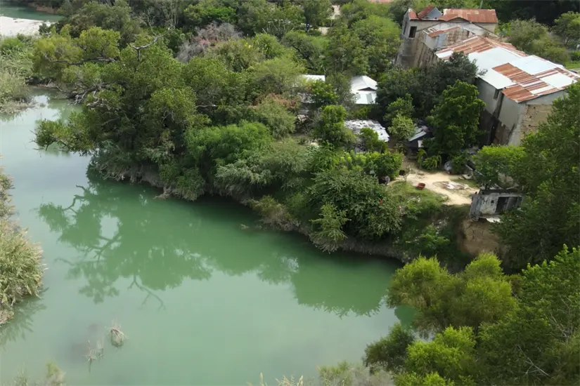 Nivel y cauce habitual del río Purificación en Güémez, Tamaulipas. Foto: Daniel Espinoza