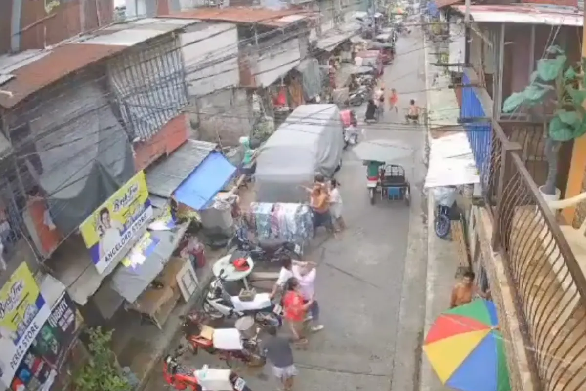 Zona de comercios tras terremoto Foto: X(Twitter) @Seba_Sismos_CL