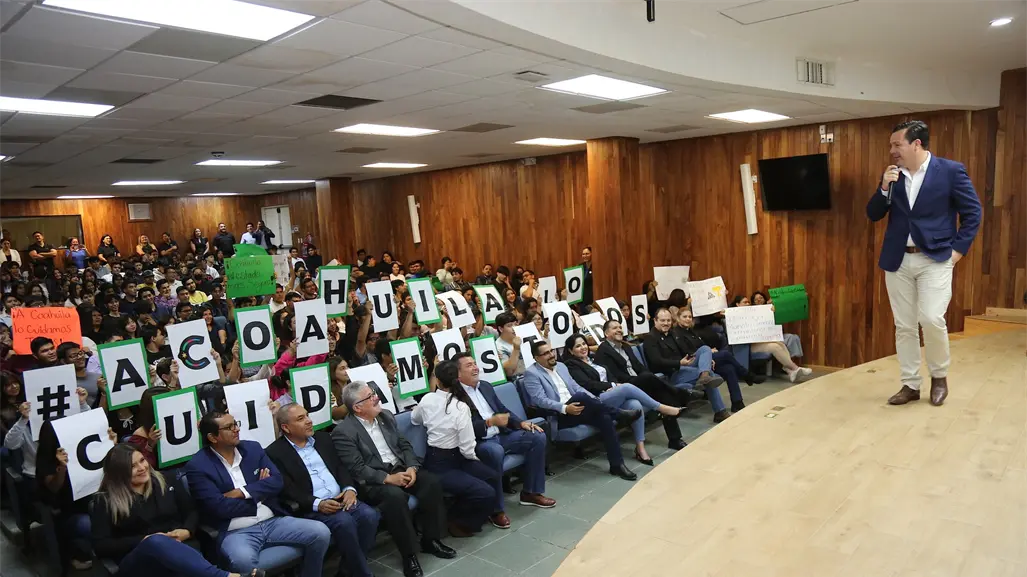 Fiscal Federico Fernández  visita la UTT para dialogar con jóvenes sobre seguridad y prevención