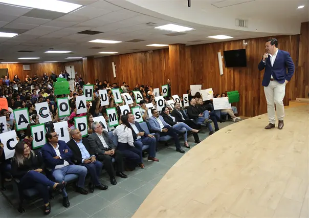 Fiscal Federico Fernández  visita la UTT para dialogar con jóvenes sobre seguridad y prevención