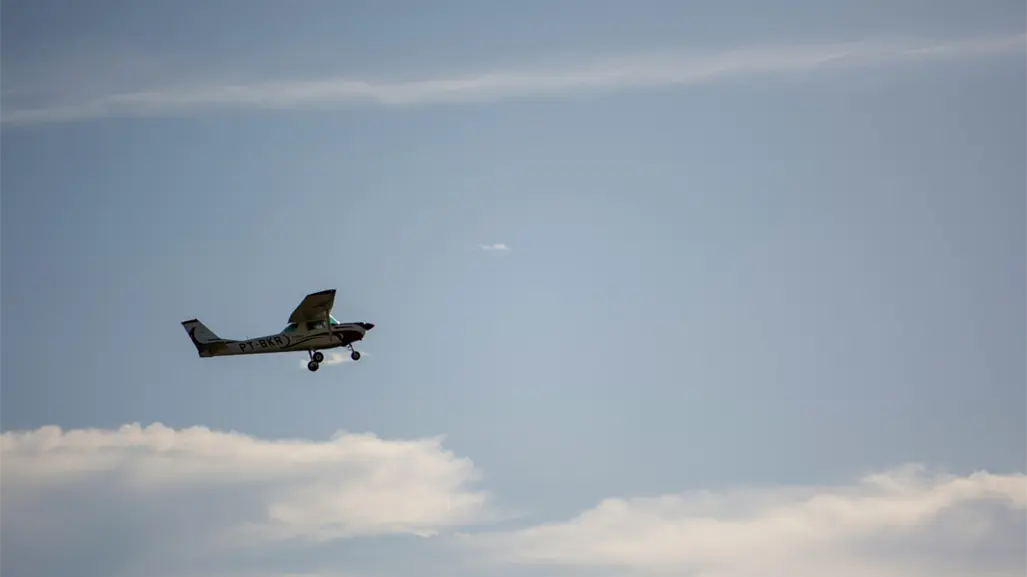 Reportan desplome de avioneta en Poza Rica, Veracruz; transportaba víveres | VIDEO