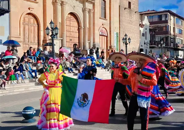 El grupo de danza folclórica de Durango que está representando a México en Colombia