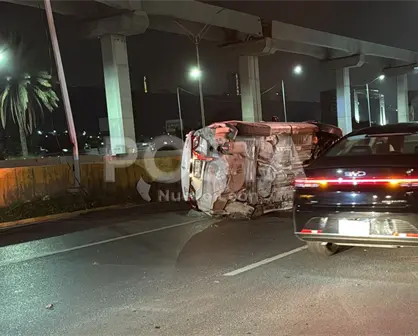 VIDEO | Impactante incendio consume por completo un auto en Guadalupe