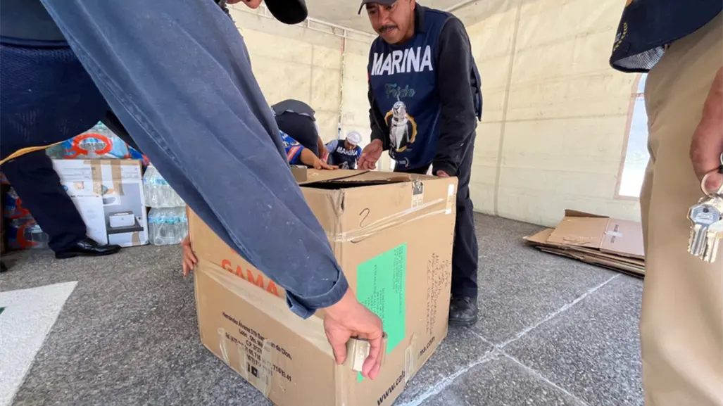 Lleva tu ayuda a los damnificados por lluvias: estos son los centros de acopio de la Marina en CDMX