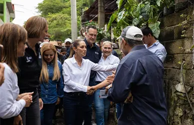Claudia Sheinbaum recorre zonas afectadas por las lluvias en Pinal de Amoles, Querétaro | VIDEO