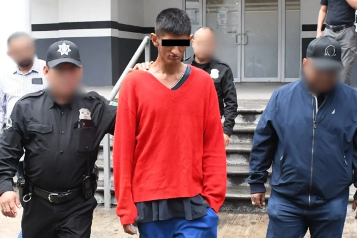 El sujeto fue identificado como Christian Geovani R., de 24 años Foto: Gobierno de Monterrey