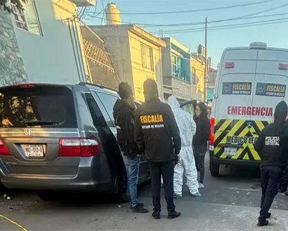 Hallan a cuatro personas ejecutadas dentro de una camioneta en Nezahualcóyotl