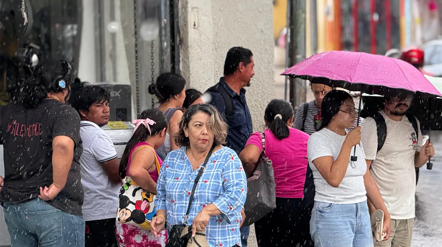 En distintos puntos de la Península de Yucatán se prevén nubosidades y lluvias dispersas por la combinación de aire húmedo proveniente del Caribe y el Golfo de México.- Fuente Irving Gil