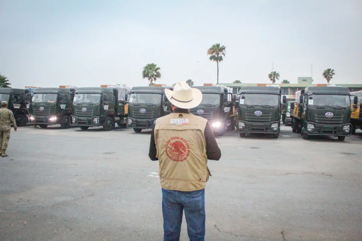 El Gobierno del Estado, a través de la Coordinación Estatal de Protección Civil, envió apoyo humanitario a las comunidades de Veracruz afectadas por las intensas lluvias que han dejado inundaciones. Foto: Gobierno del Estado
