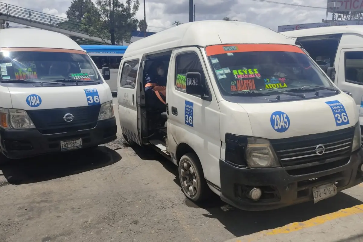 Unidades del transporte público en Edomex. Foto: X (@ChalcoSC)