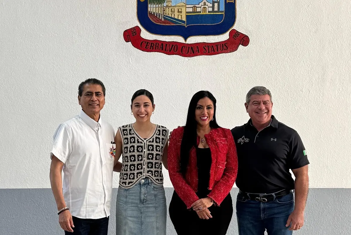 Deyanira Martínez aseguró que se continuará con la gestión y seguimiento de la ampliación de carreteras. Foto: Facebook Deya Martínez.