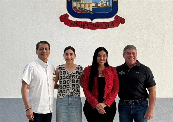 Alcaldesa de Zuazua impulsa ampliación de carreteras para mejorar la movilidad