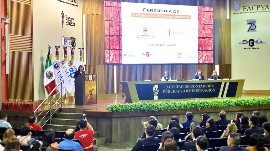 FACPYA reconoce la excelencia estudiantil en la Ceremonia de Mérito Académico 2025