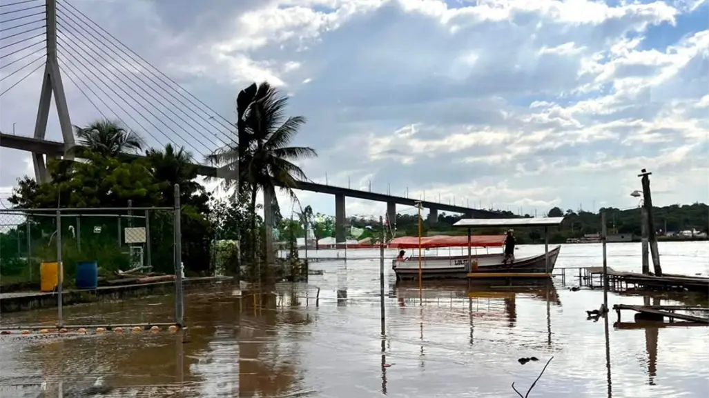 Así sobreviven los pasos de lancha al desbordamiento del río Pánuco en Tamaulipas