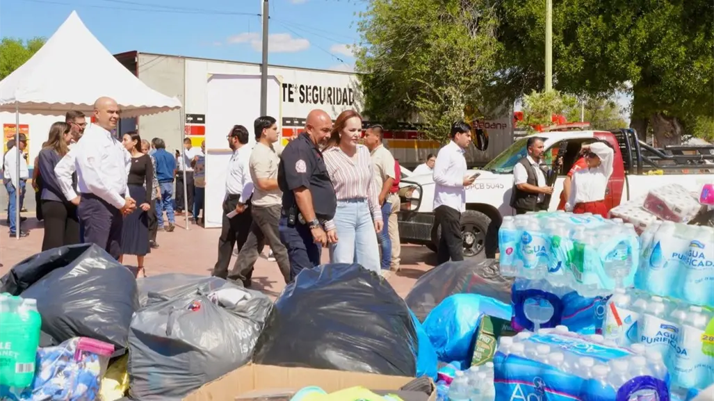Envían 50 toneladas de ayuda de Nuevo Laredo al Sur de Tamaulipas y a Veracruz