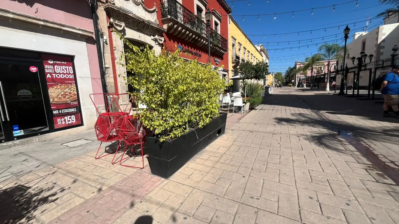 El Corredor Constitución es uno de los principales puntos de reunión en la ciudad de Durango. | Foto: Jesús Carrillo.
