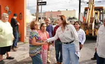Presidenta de Nuevo Laredo atiende a familias afectadas por explosión de gas