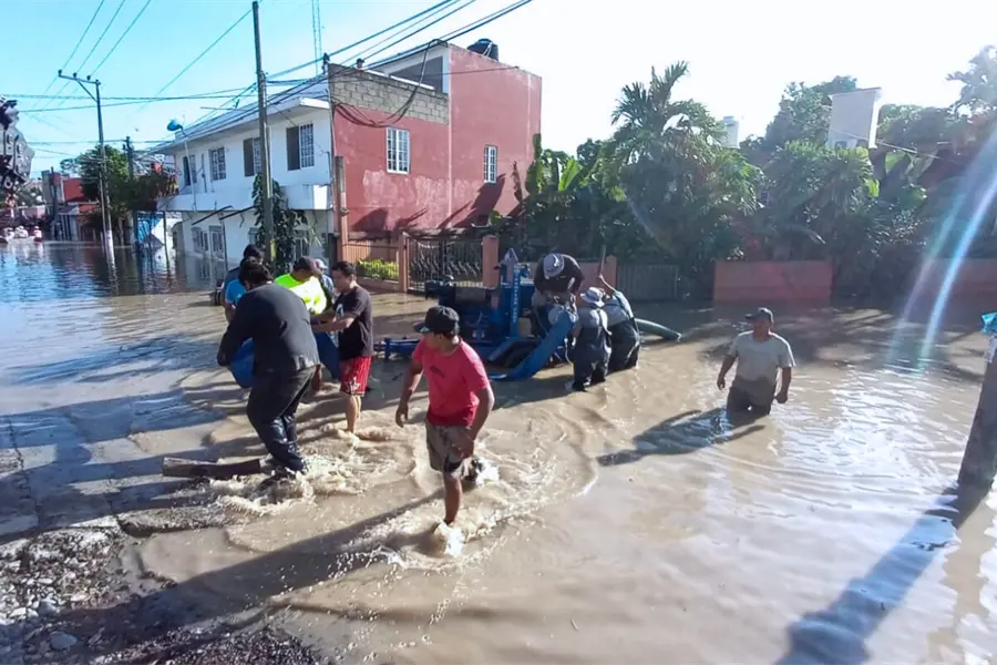 Claudia Sheinbaum confirma 103 personas localizadas tras inundaciones; habrá micrositio con información de víctimas
