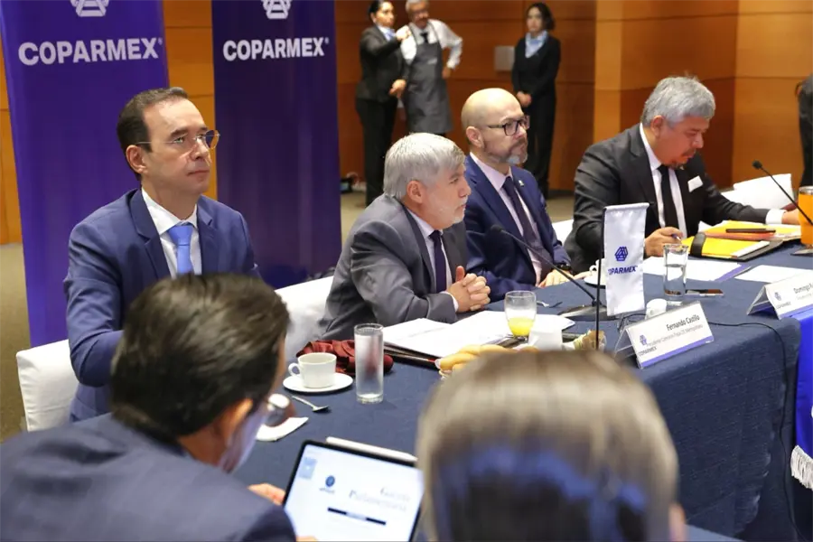 Empresarios pierden más de 21 mil millones de pesos por extorsiones, según Coparmex