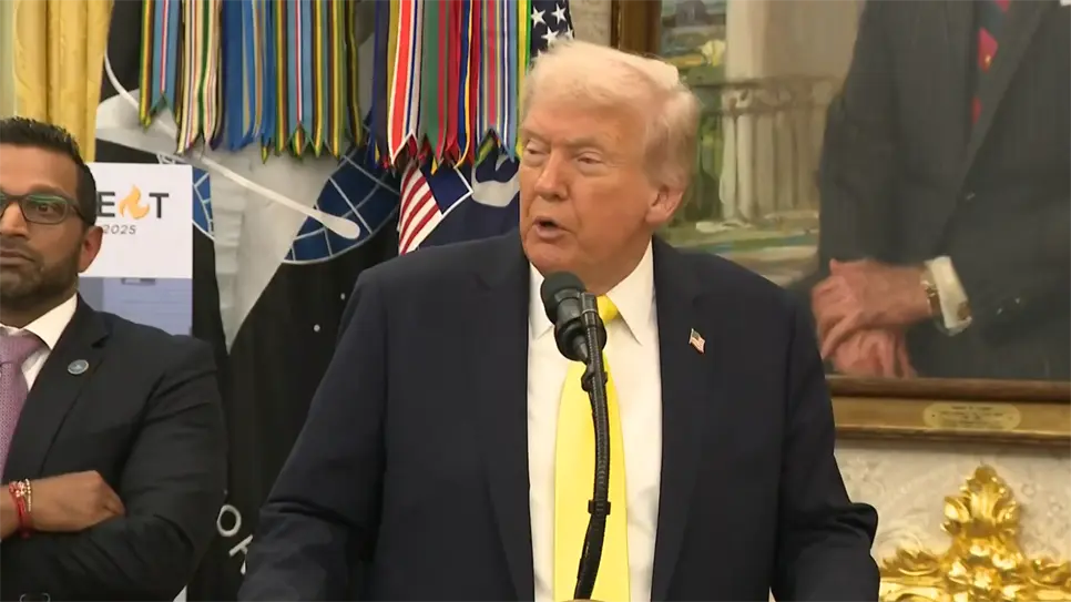 Donald Trump advierte que su gobierno considera ataques en tierra a cárteles en Venezuela Donald Trump advierte que su gobierno considera ataques en tierra a cárteles en Venezuela