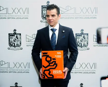 Miguel Flores entrega Cuarto Informe de Gobierno al Congreso de Nuevo León