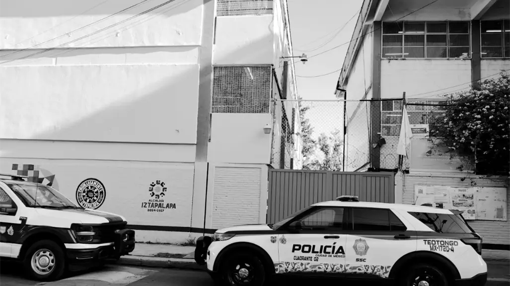 Estudiante muere en secundaria de Iztapalapa; padres de familia acuden a retirar a sus hijos