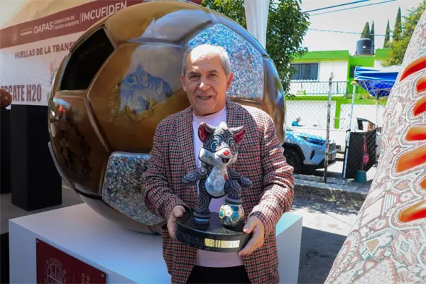 "Chiquino", el cacomixtle mexiquense que enseñará a los niños a reciclar en el Mundial 2026