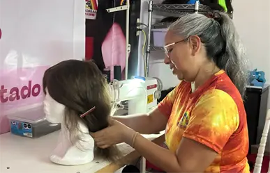 Dona tu cabello y regala esperanza: así se hacen pelucas para mujeres con cáncer en Monterrey