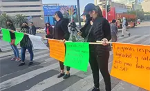 Trabajadores del SAT retiran bloqueo tras 8 horas de protesta en Reforma, CDMX