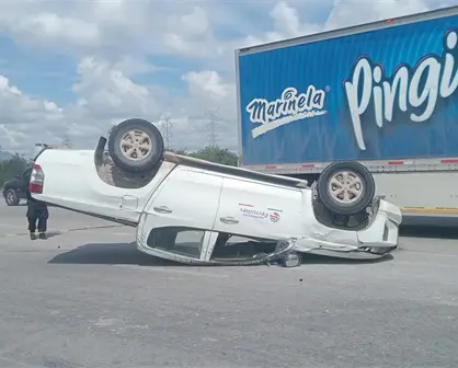 Volcadura deja un muerto y siete heridos en El Carmen, Nuevo León