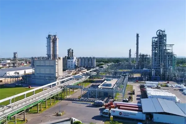 Alpek es denunciada por presuntas fugas de agua residual en Tamaulipas