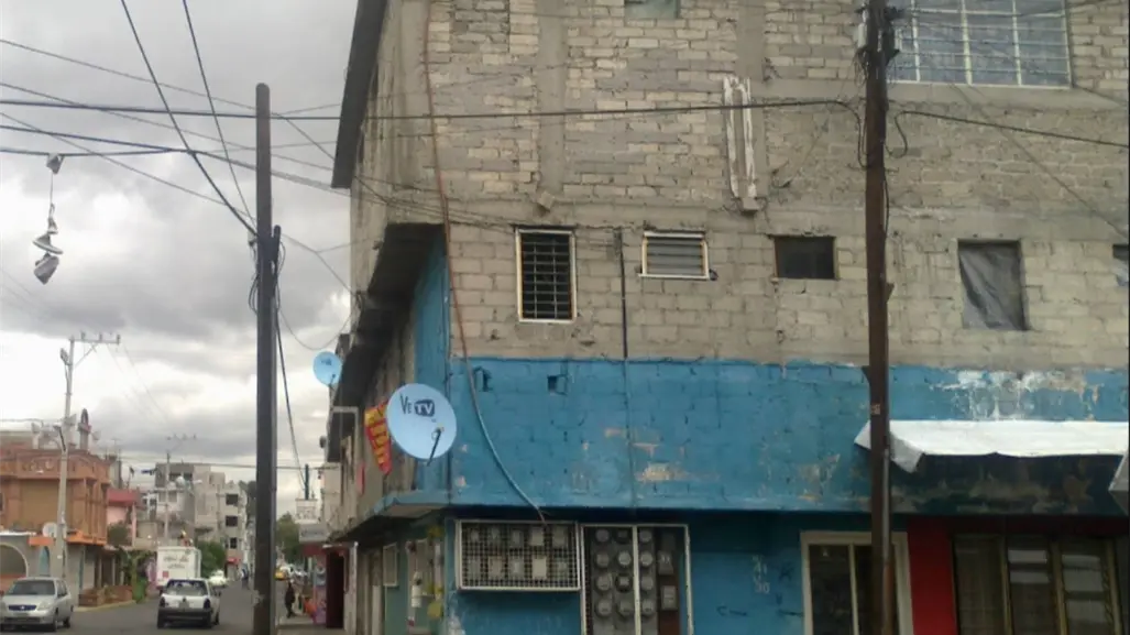 Madre sigue a su hijo y presencia su asesinato en Iztapalapa; joven habría caído en una trampa