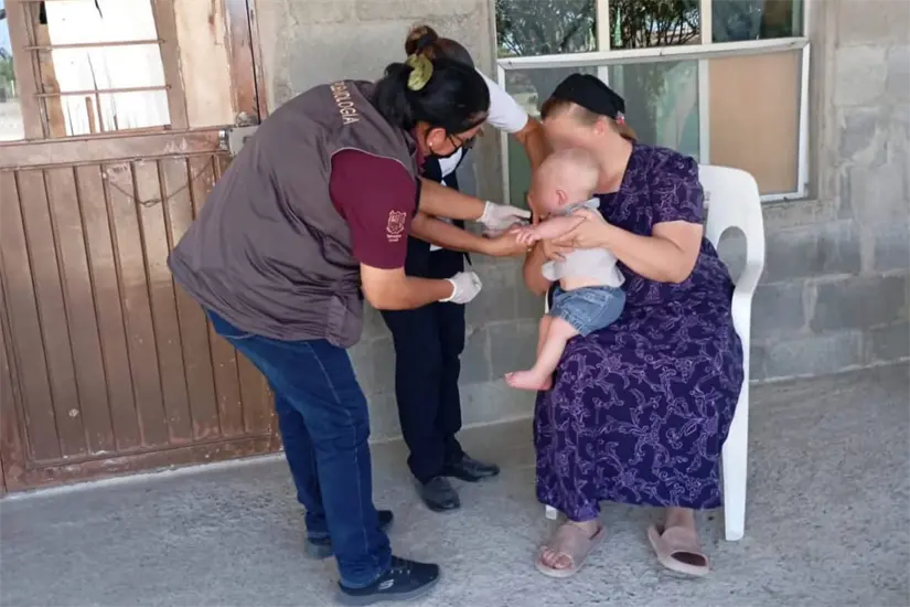 La prioridad es vacunar a niñas, niños y adultos mayores | Foto: Secretaría de Salud