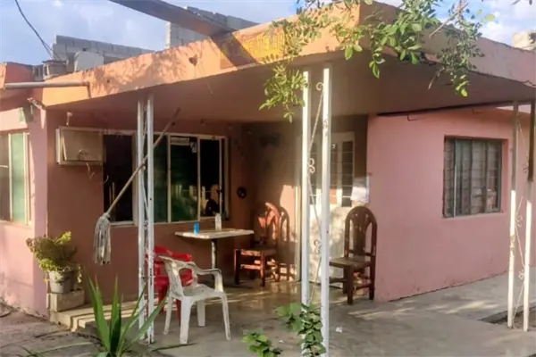 Operativo en Santiago: Fiscalía asegura armas y drogas en casa
