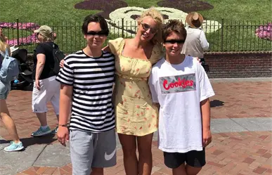 Britney Spears responde a acusaciones de consumo de cocaína durante la lactancia