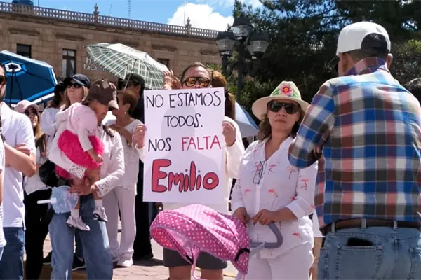 Caso Carlos Emilio: esta es la cronología de su desaparición, según sus familiares Caso Carlos Emilio: esta es la cronología de su desaparición, según sus familiares