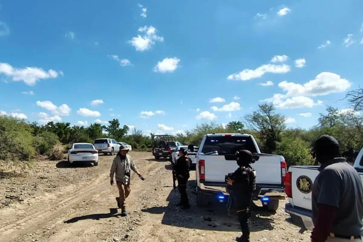 Elementos de la Fiscalía General de Justicia de Nuevo León en zona de búsqueda. Foto: Facebook Fiscalía General de Justicia de Nuevo León