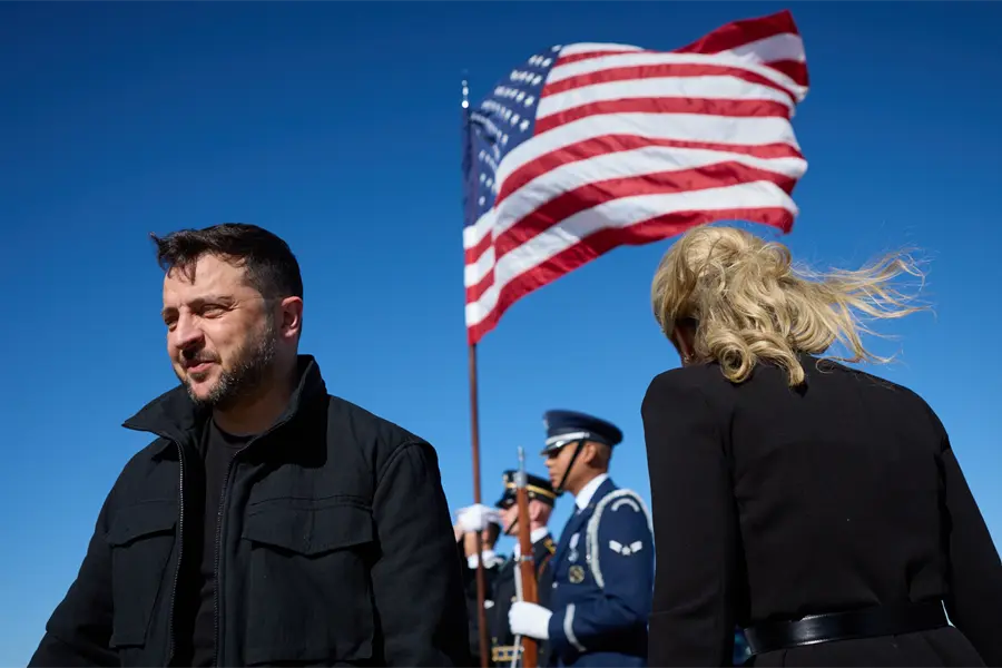 Volodimir Zelensky llega a Washington y busca apoyo militar de Trump ante Rusia