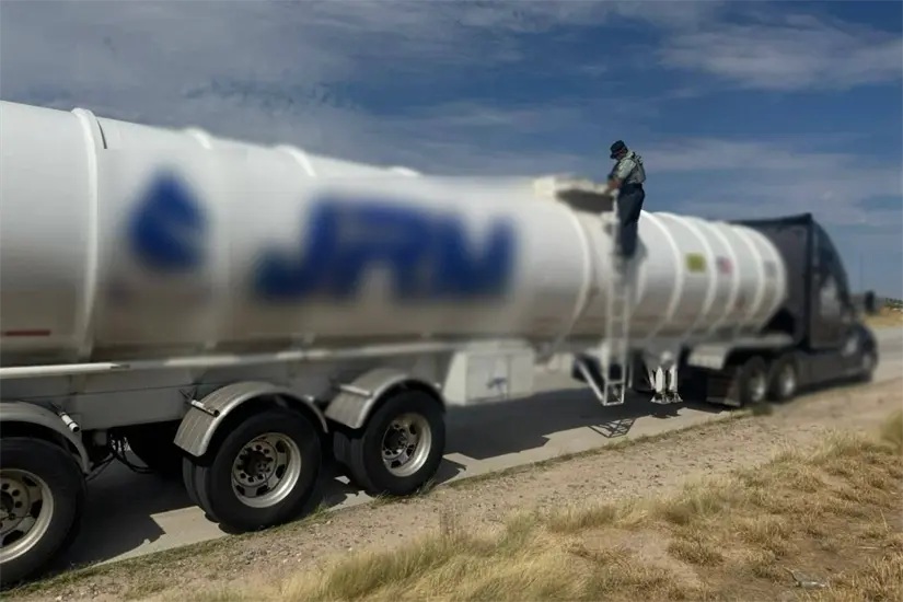 A Hantulio Ordóñez Juárez se le atribuye haber tramitado 499 pedimentos de importación entre agosto y septiembre de 2023. Foto: Pedro Torres