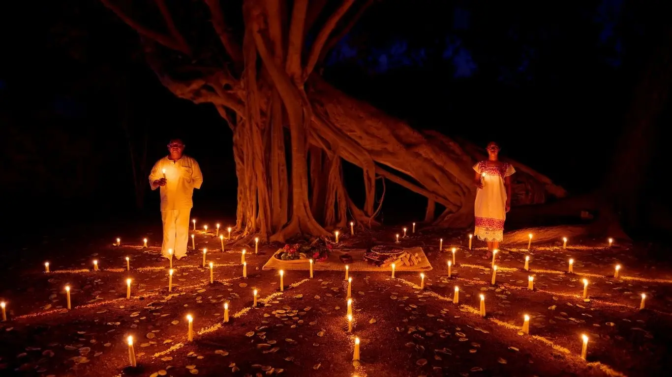 ¿Qué representa el primer nivel del altar de Janal Pixán?. Foto: Vogue