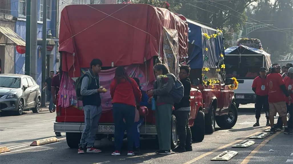 Peregrinos de Atlacomulco protestan en CDMX: denuncian que les negaron el acceso a la Casa del Peregrino