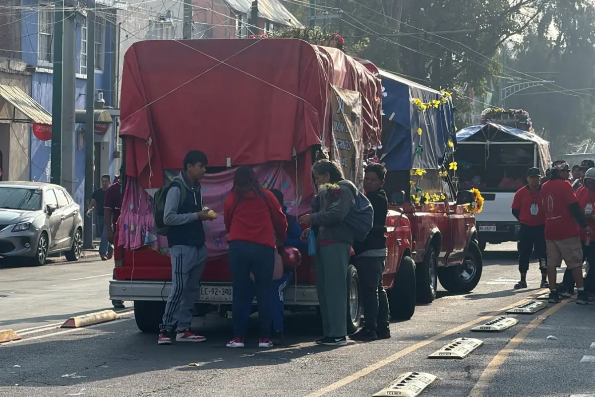Peregrinos de Atlacomulco en CDMX. Foto: Ramón Ramírez