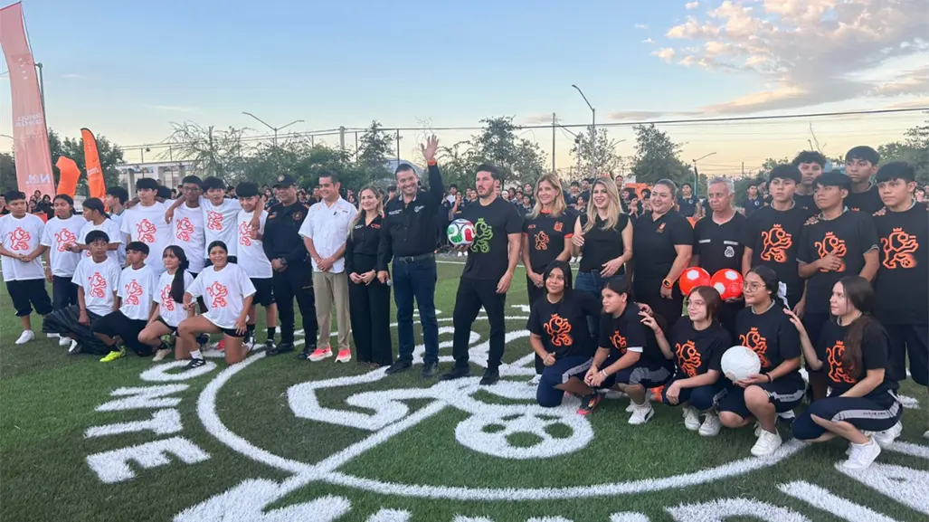 "Ponte Nuevo, Ponte Mundial": estudiantes de El Carmen se suman al torneo escolar de Nuevo León
